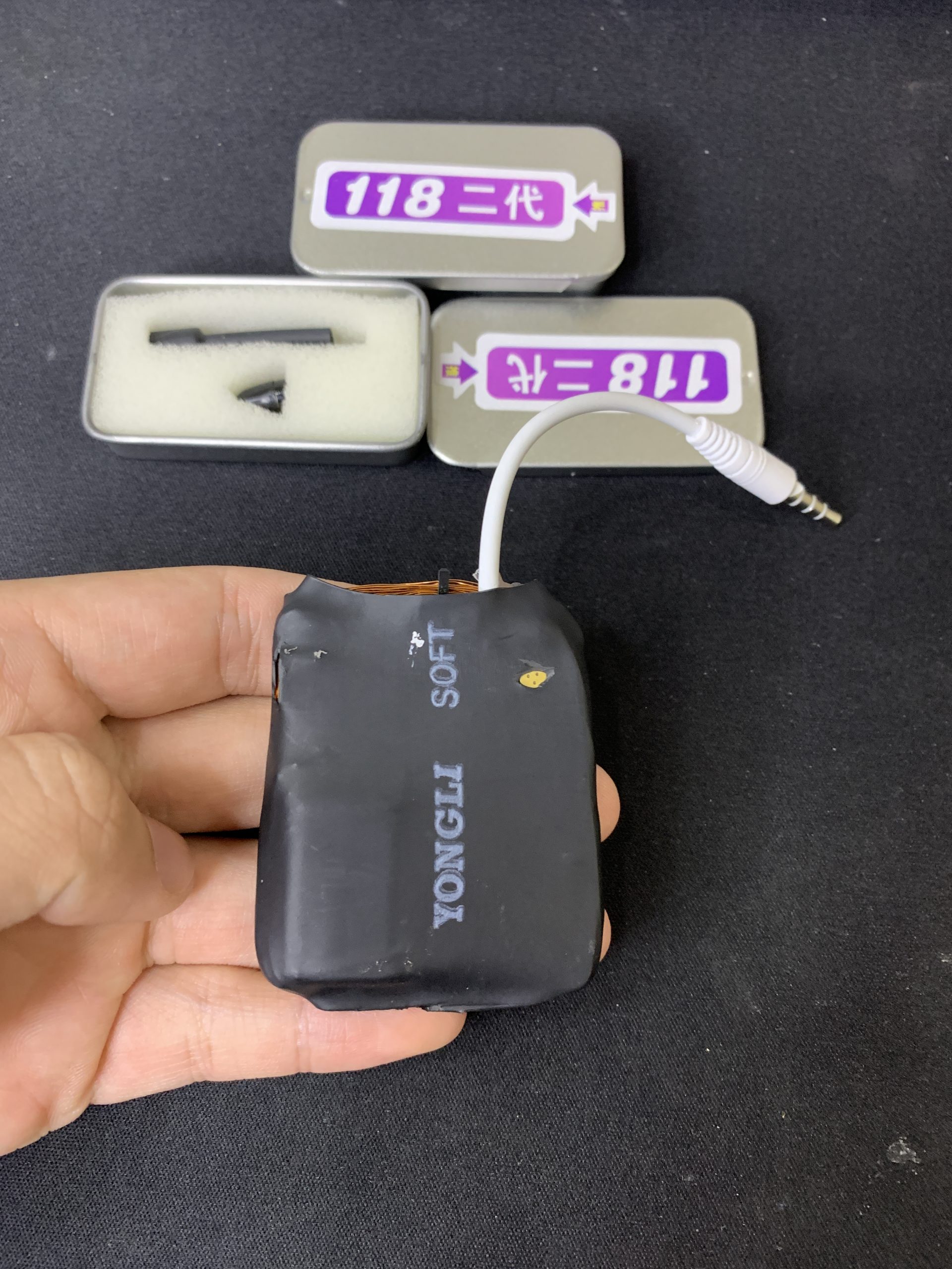 tai-nghe-sieu-nho-hat-dau-cam-dien-thoai-1-1-scaled
